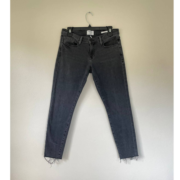 Frame Denim's Le Garcon Jeanne in Fade To Grey - Size 26 - Picture 2 of 4